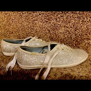 Very gently used champagne color glitter size 11 Kate Spade Keds.